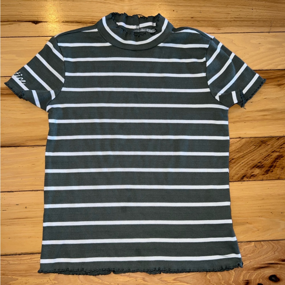 🌷5/$13! Justice rib knit tee